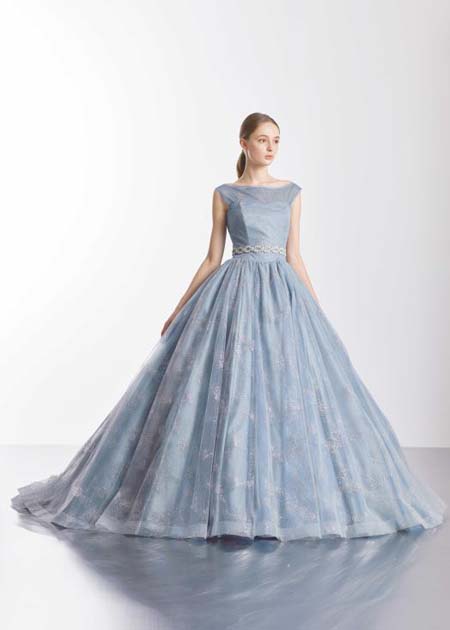 ブルーグレーの結婚式のお色直しカラードレス！カクテルドレスの詳細を