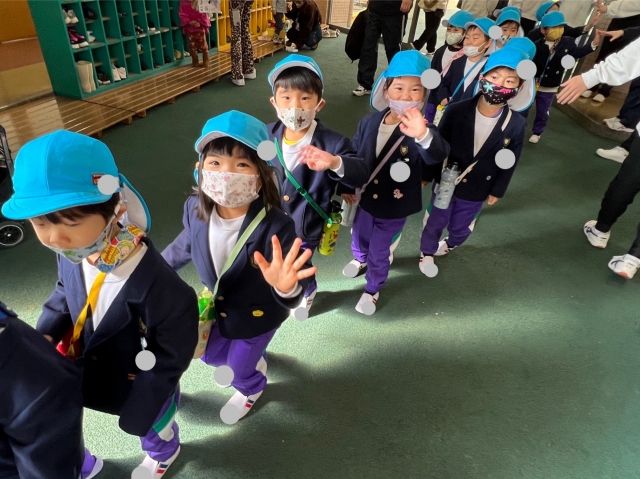 年少組 遠足 | 東大阪大学附属幼稚園ブログ