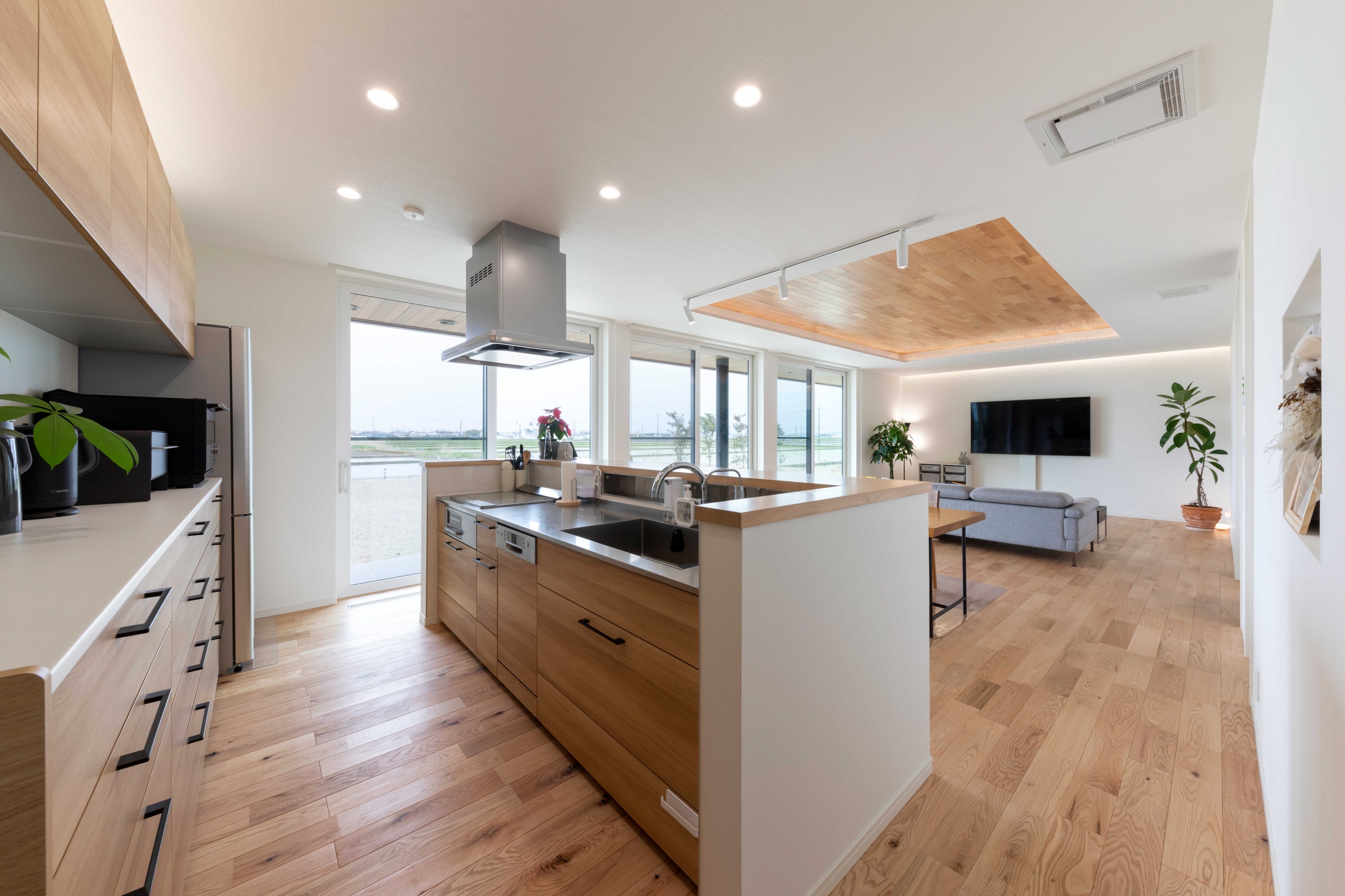 カーテンなしで暮らせる開放的で大らかな平屋 | マツシタホーム施工実例