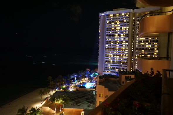 ロイヤルハワイアンホテル ワイキキビーチ夜景