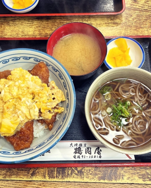 鶴岡屋　第三支店　静里店　うどん　そば　かつ丼　大垣ランチ　岐阜ランチ　老舗