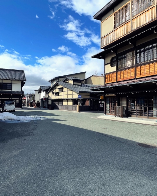 飛騨高山　高山　街ブラ　雪がない　2月　古い町並み　古都　宮川　リバコ　観光　ドライブ