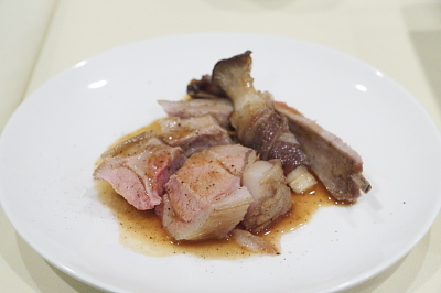 骨付ロース肉のグリエ
