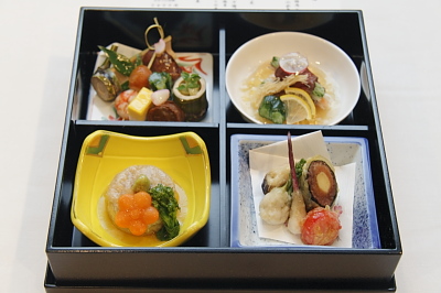 山笑う膳