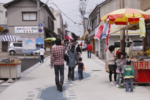 東尋坊の新しい街並み
