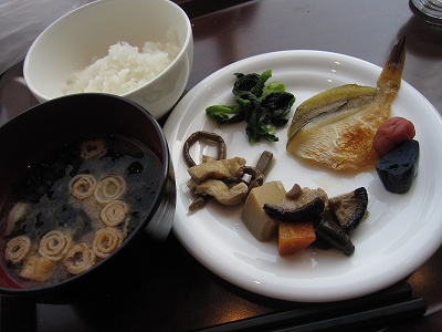 虹と海朝ごはん
