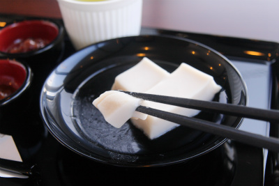 団助の生ごま豆腐