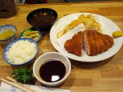 むろまちのカツ定食