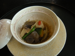 会席丹頂 煮物椀