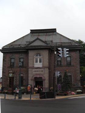 小樽市メルヘン交差点_小樽オルゴール堂本館