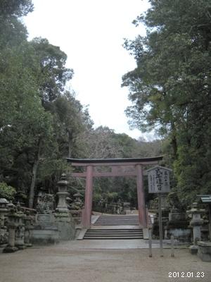 le23janvuer2012_奈良春日大社01 表参道二の鳥居