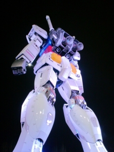 ガンダム夜背中