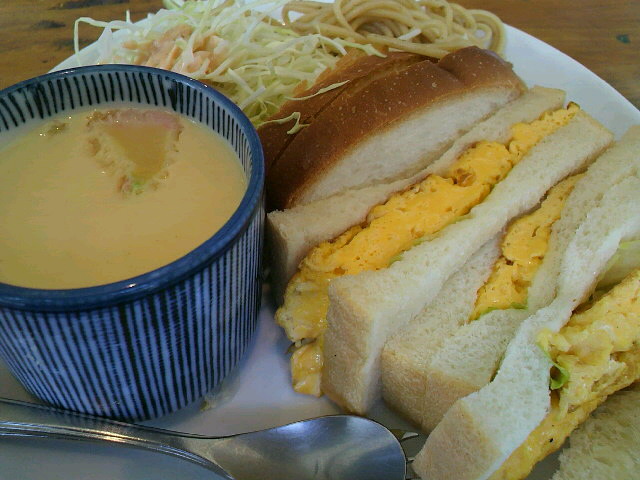 2011090300220000.jpg