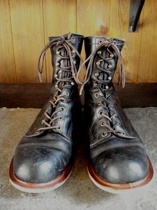 vintage iron age boots