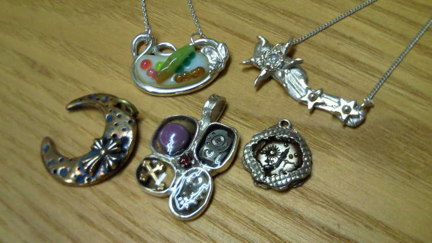2013102118410001.jpg
