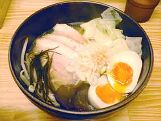 しろ八の塩ラーメン