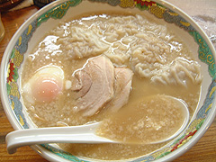 コツ一丁 ワンタンメン+温泉玉子