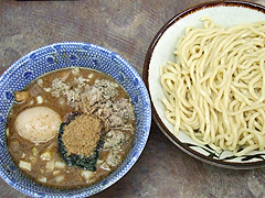 六厘舎 つけめん 豚ほぐし 味玉