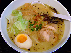 まるきゅう 鶏白濁そば