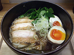 こってりしろ八麺