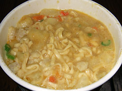 ホワイトカレーヌードル