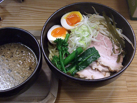 しろ八 こってりしろ八つけ麺