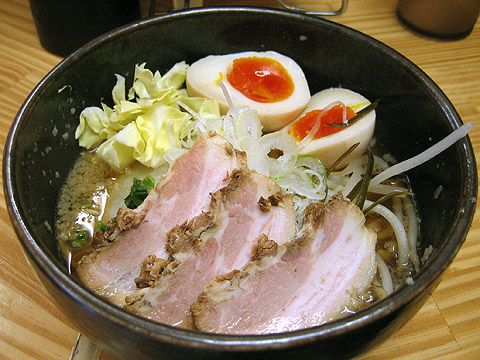 こってりしろ八麺 無農薬ジューシーダイコン