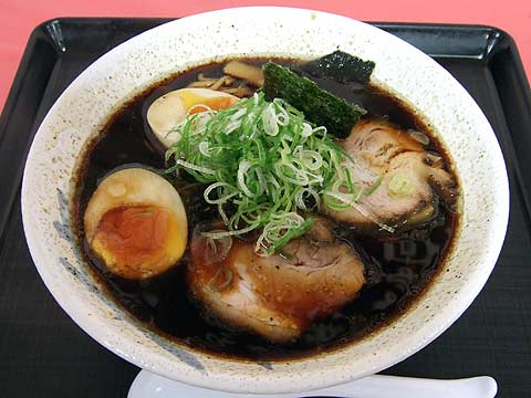 麺家いろは 小田急催事 (黒)味玉らーめん