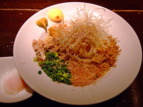 節骨麺たいぞう スタミナ冷やし和え麺