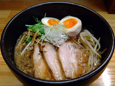 こってりしろ八麺 かきのきだけ