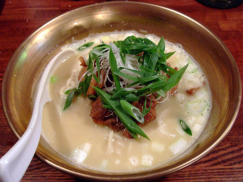 凪 日替わり麺 濃厚鶏白湯