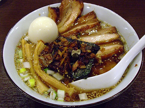 めじろ 川崎 塩煮干しちゃ〜しゅう麺+味玉