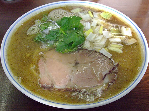 なんつッ亭秦野本店 しおらーめん