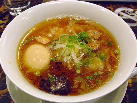 ちゃぶ屋 らぁ麺+半熟煮たまご