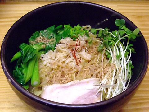 しろ八 味噌和え麺(中)