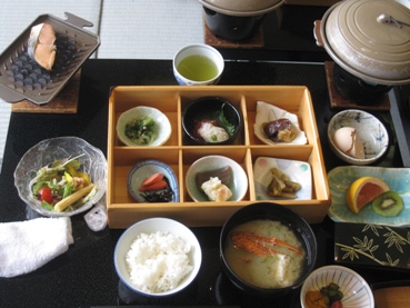 朝食