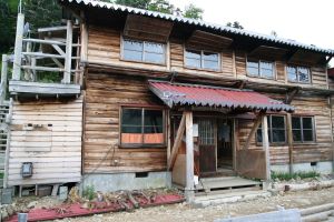 熊の平小屋