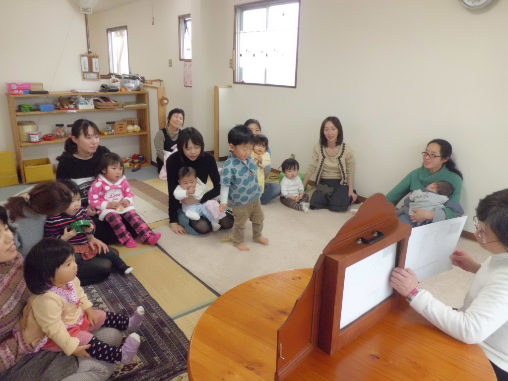 どんぐり広場
