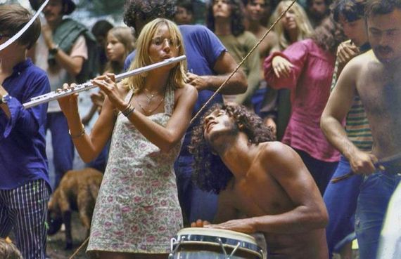 01-woodstock_women.jpg