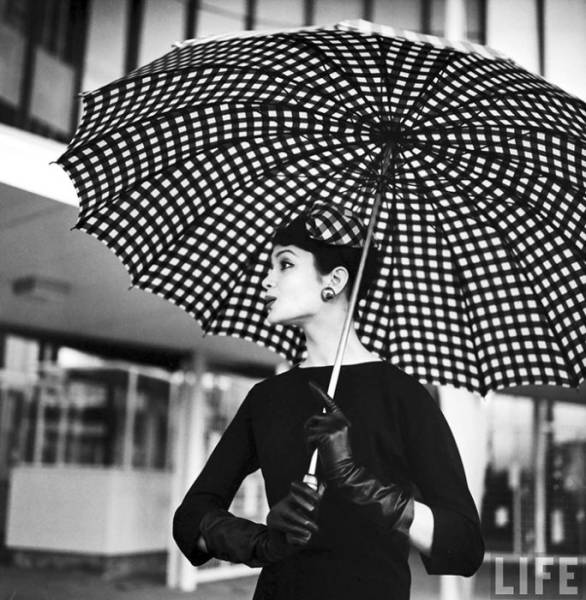beauty_and_fashion_of_women_from_the_40s50s_640_14.jpg