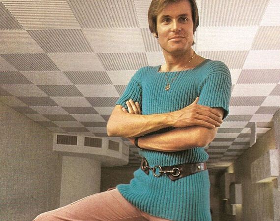 08-Wearing-70s.jpg