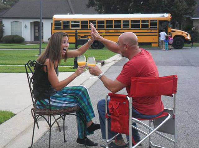 parents_reaction_to_the_first_day_of_school_640_20.jpg