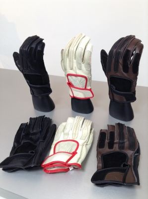 入荷案内 K-5190 クロスレザーグローブ :KUSHITANI 宇都宮店 入荷案内 K-5190 クロスレザーグローブ :KUSHITANI 宇都宮店