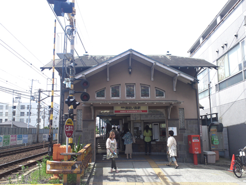諏訪ノ森西駅舎