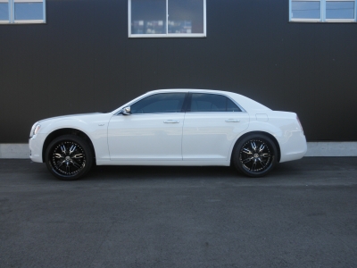 ★RUSH 車高調★CHRYSLER クライスラー ⭐︎300、300S、300C 楽天市場】RUSH 車高調 クライスラー 300 車高短 モデル