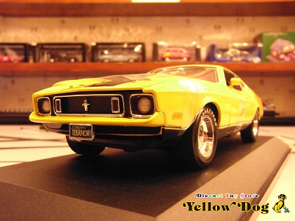 マスタングマッハワン　1973  エレノア  60セカンド Amazon.com: 1973 Ford Mustang Mach 1 Yellow Eleanor Gone in