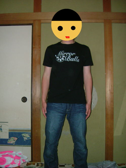 ブラックT