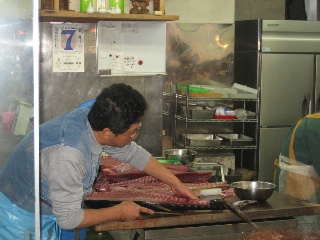 山田竹次郎商店社長