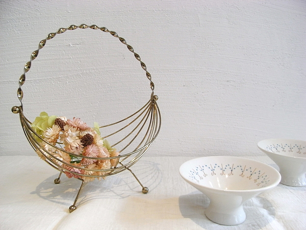 Vintage Wire Fruit Basket