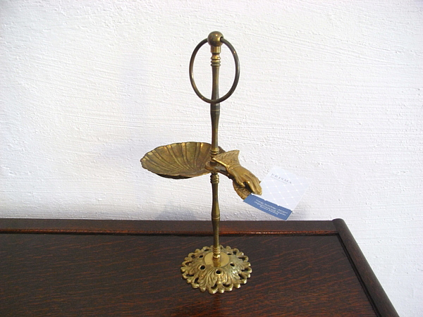 Antique Brass Hand Clip Tray Stand